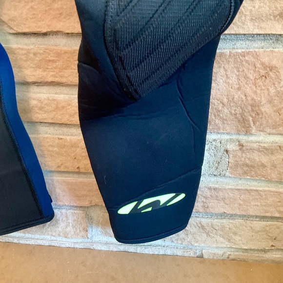 Men’s Farmer John Wetsuit - Picture 3 of 6